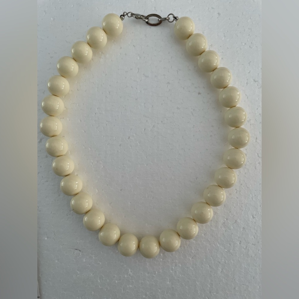 Vintage fantasy pearl necklace